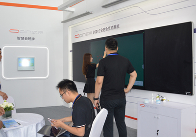 歐帝科技攜智慧黑板產品亮相西北教育裝備博覽會，引領云計算裝備技術服務新潮流